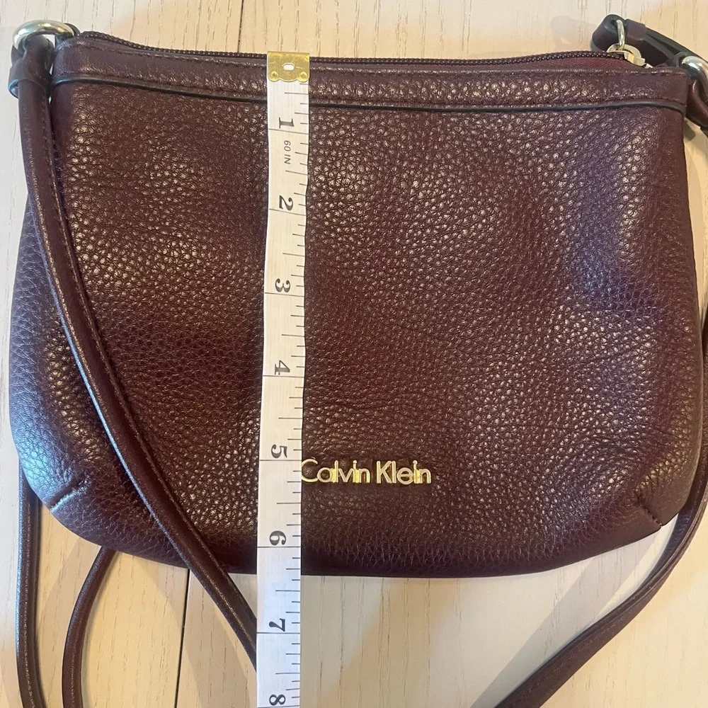 Calvin Klein Burgundy Pebbled Leather Crossbody Bag - Picture 8 of 10